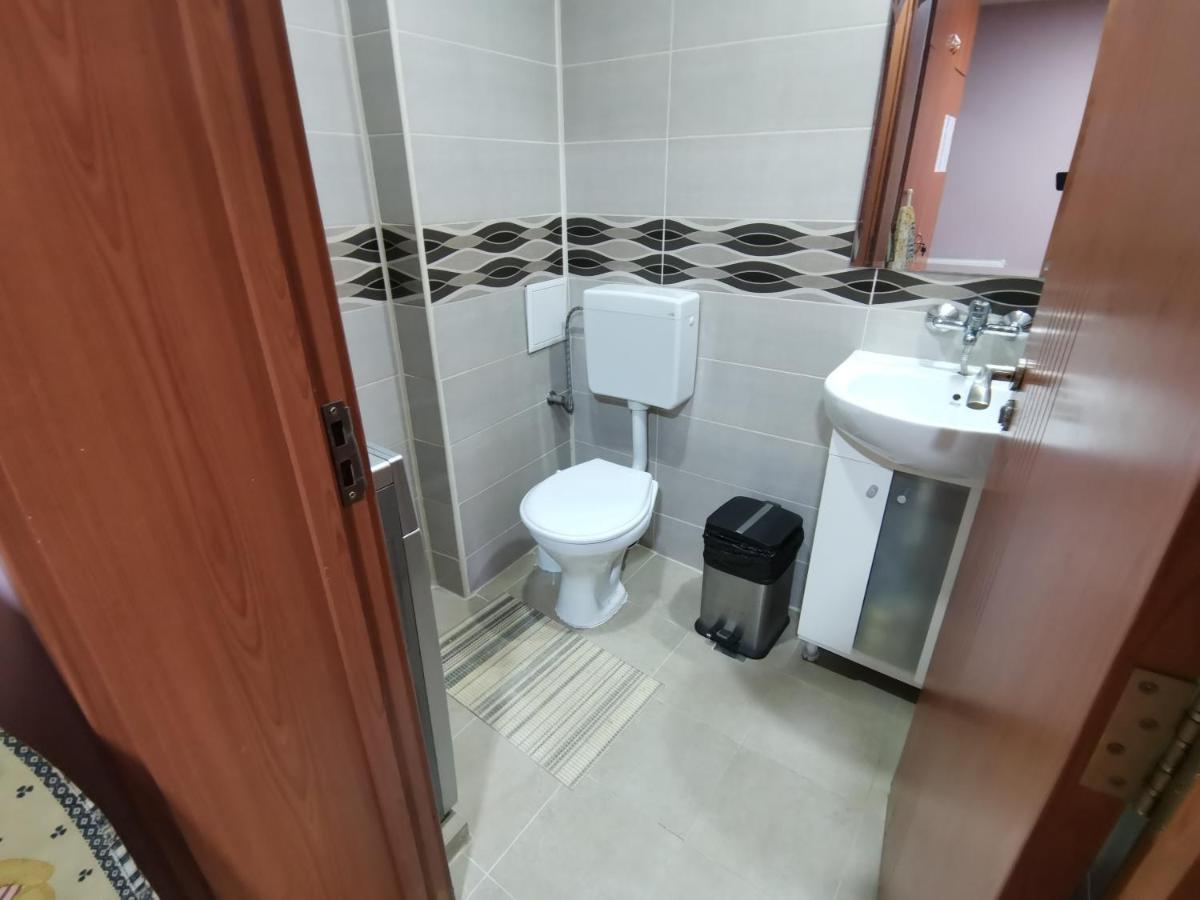 Central Apartment Targovishte Exterior photo